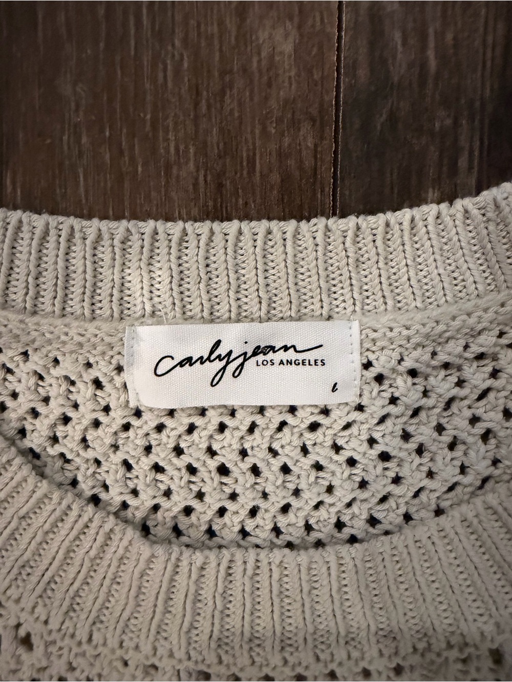 Carly Jean Los Angeles Cream Crochet Boxy Sleeveless Crop Top - Picture 2 of 2